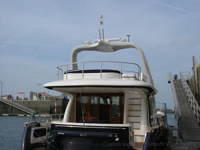 Deck Fittings on a Powerboat